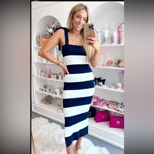 STRIPED BODYCON DRESS